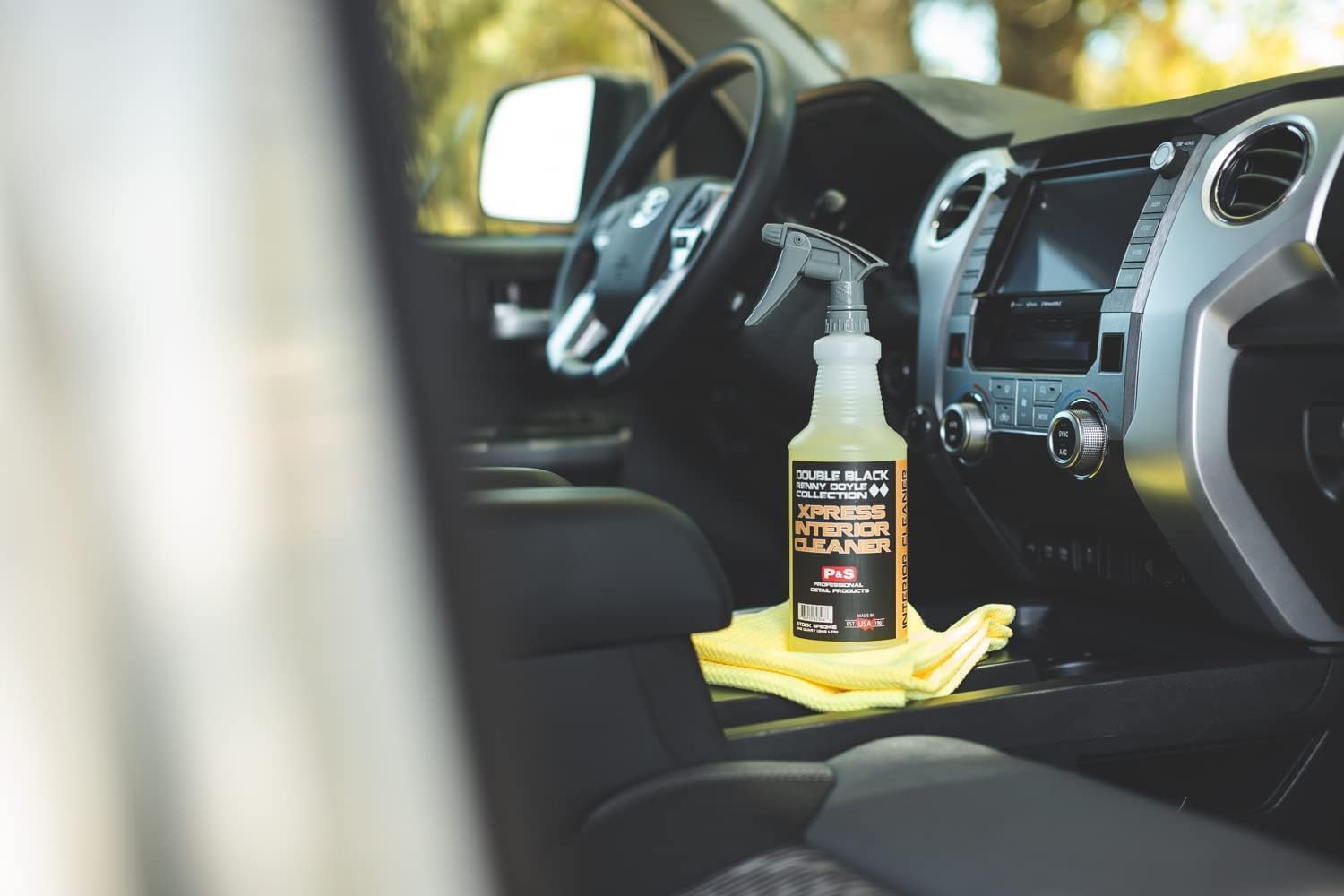 P & S PROFESSIONAL DETAIL PRODUCTS Xpress Interior Cleaner – Safe for Leather, Vinyl, Plastic & More, Removes Dirt, Grease & Oil, No Residue, Fresh Scent, No Dilution Needed - 16 Oz. - Image 4